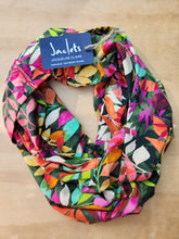 "Como, Italy" Infinity Wrap