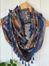 "Artemis" Infinity Wrap