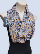 "Eissa" Infinity Wrap