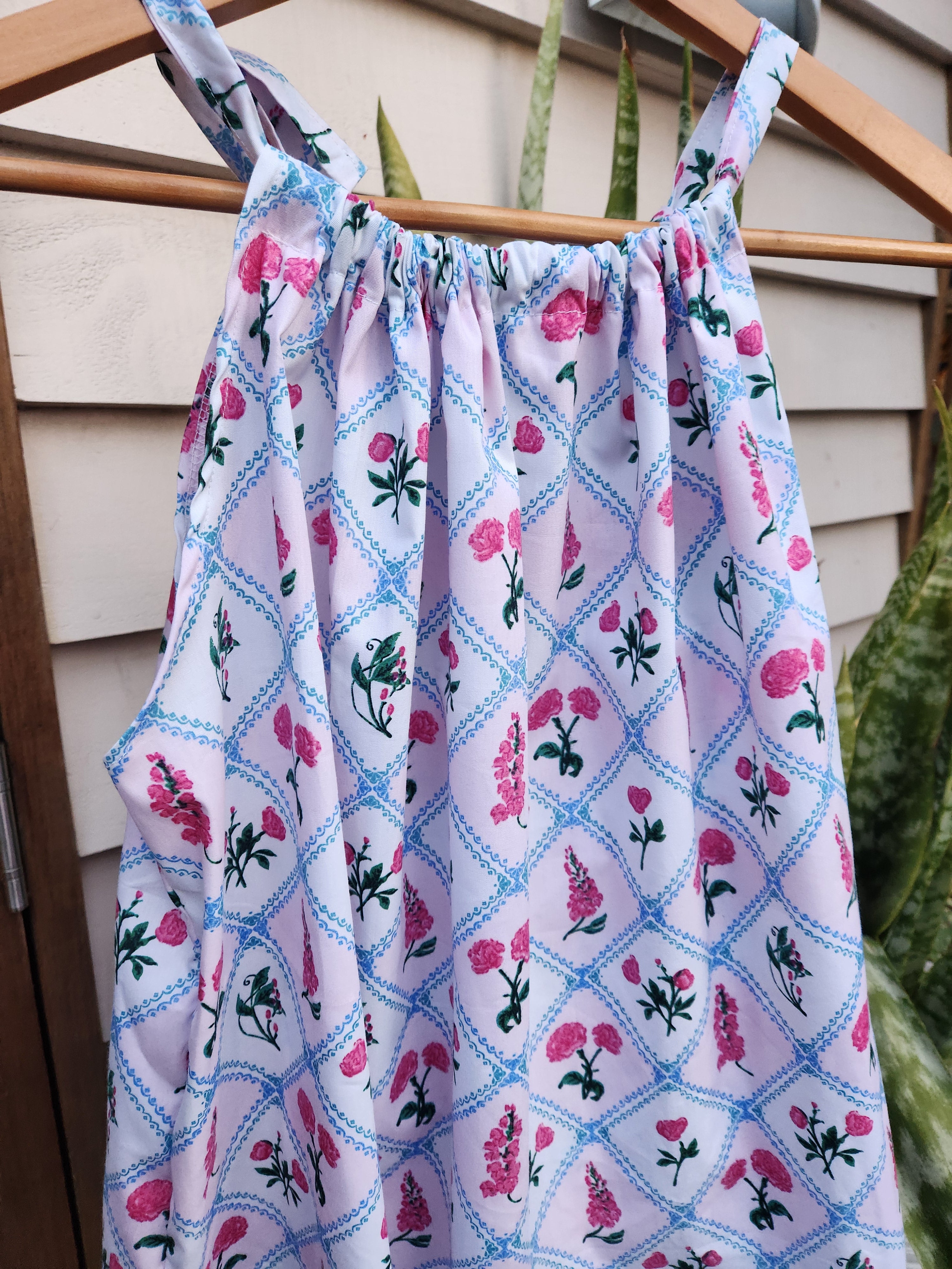"Dolls Picnic" Top