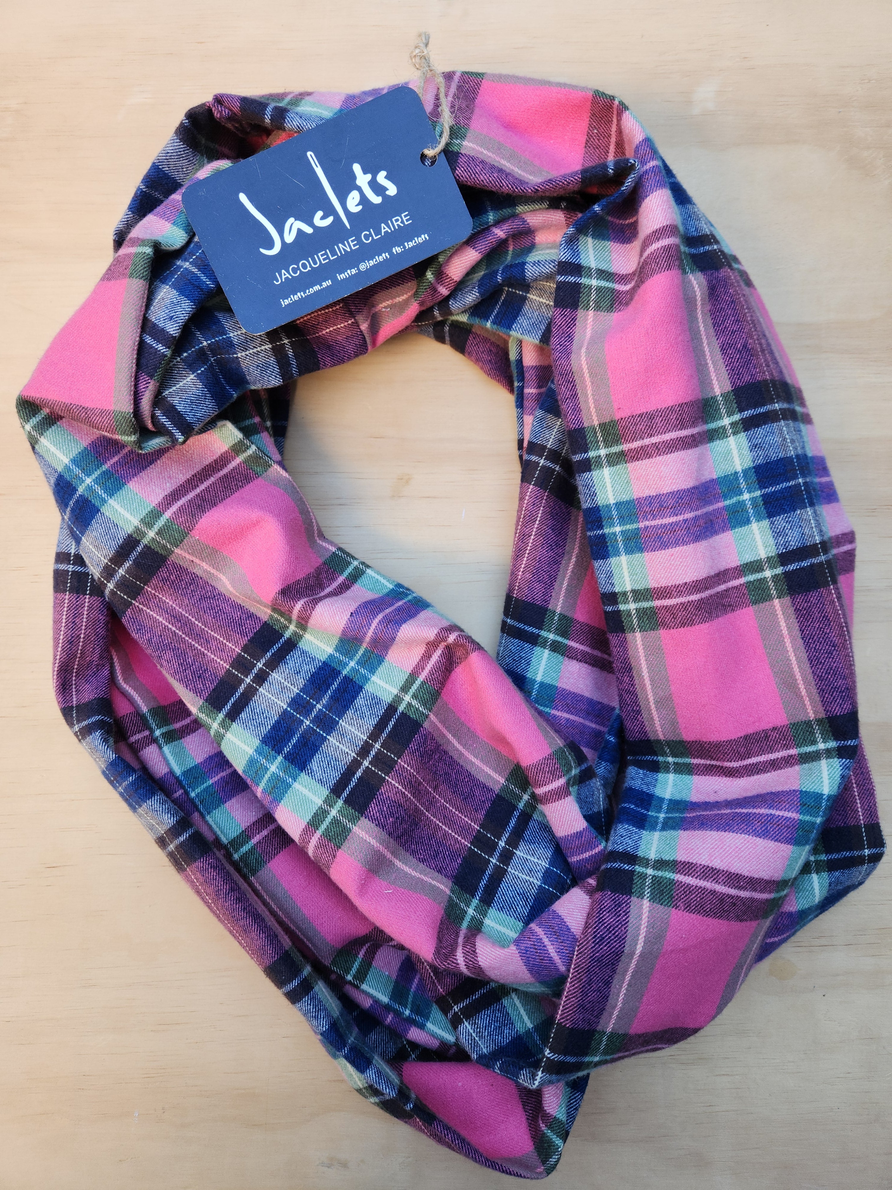 "Cradle Mountain" Neckwarmer