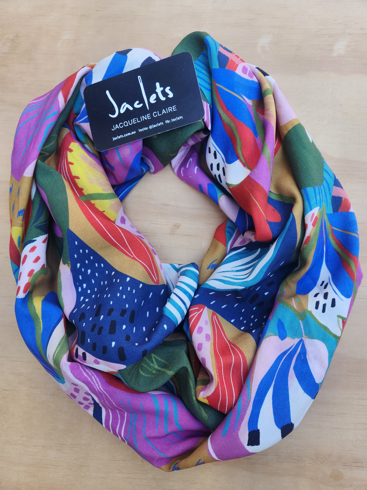 "Rio" Infinity Wrap