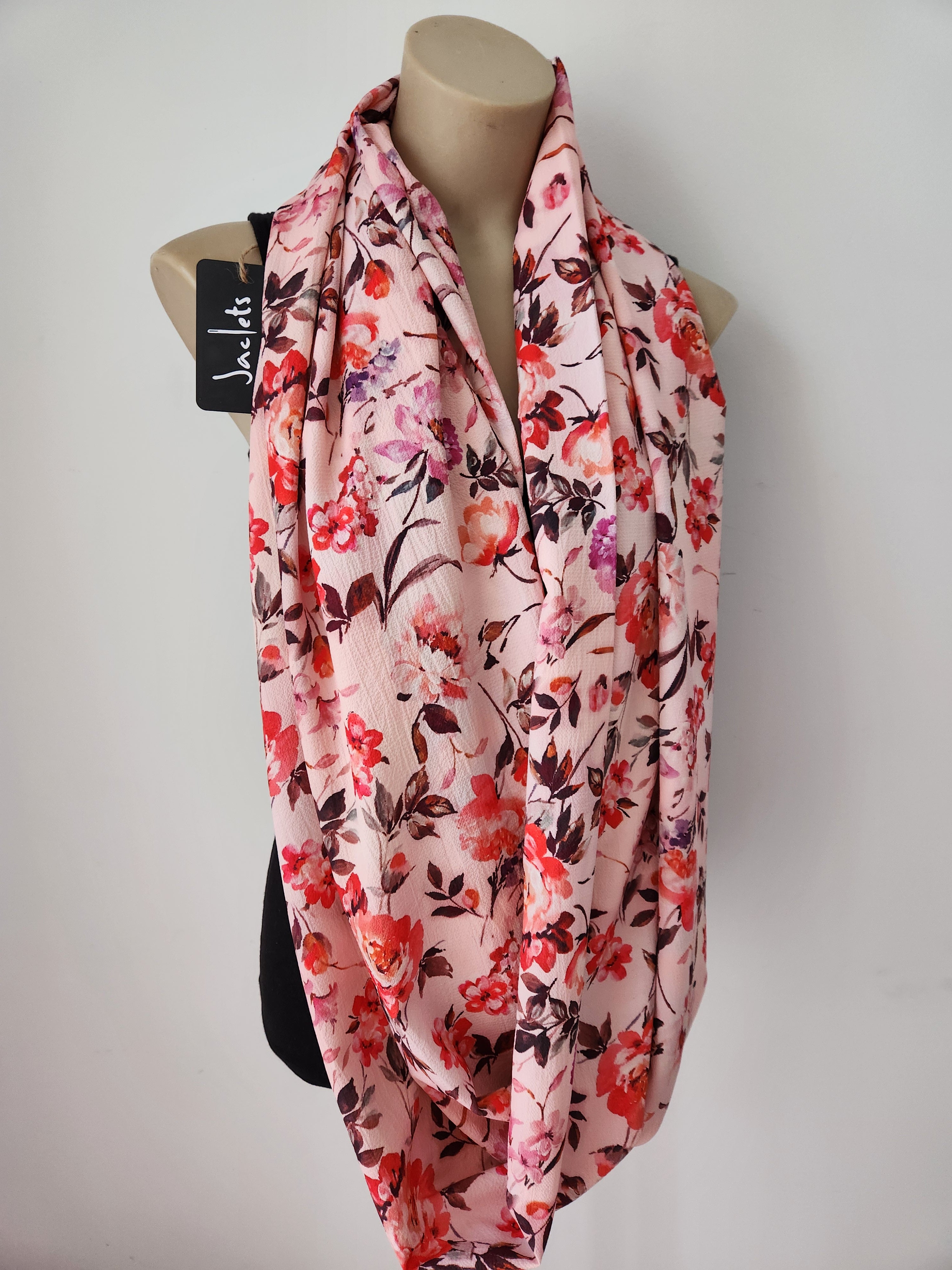 "Rosa Maye" Summer Loop