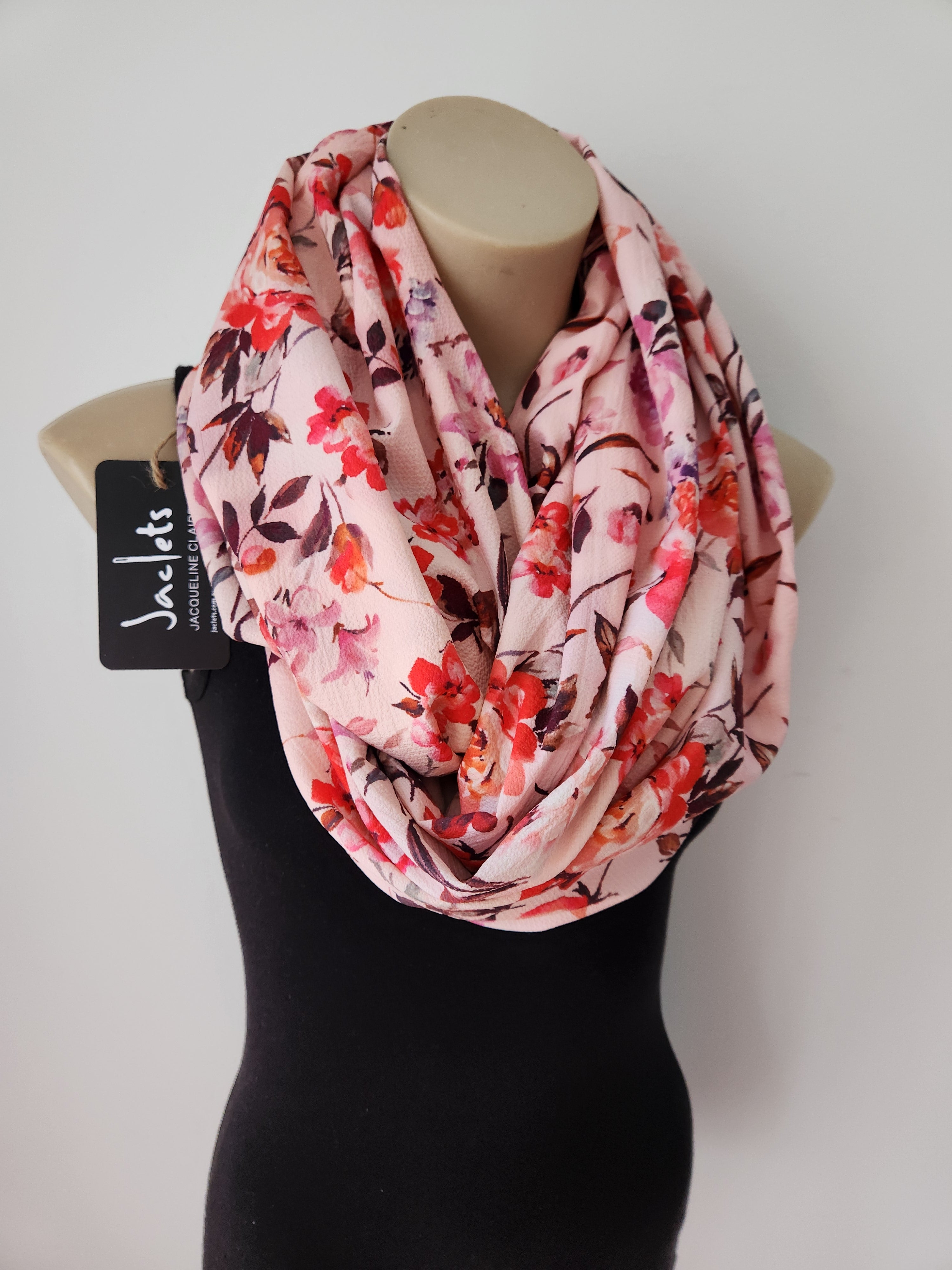 "Rosa Maye" Summer Loop