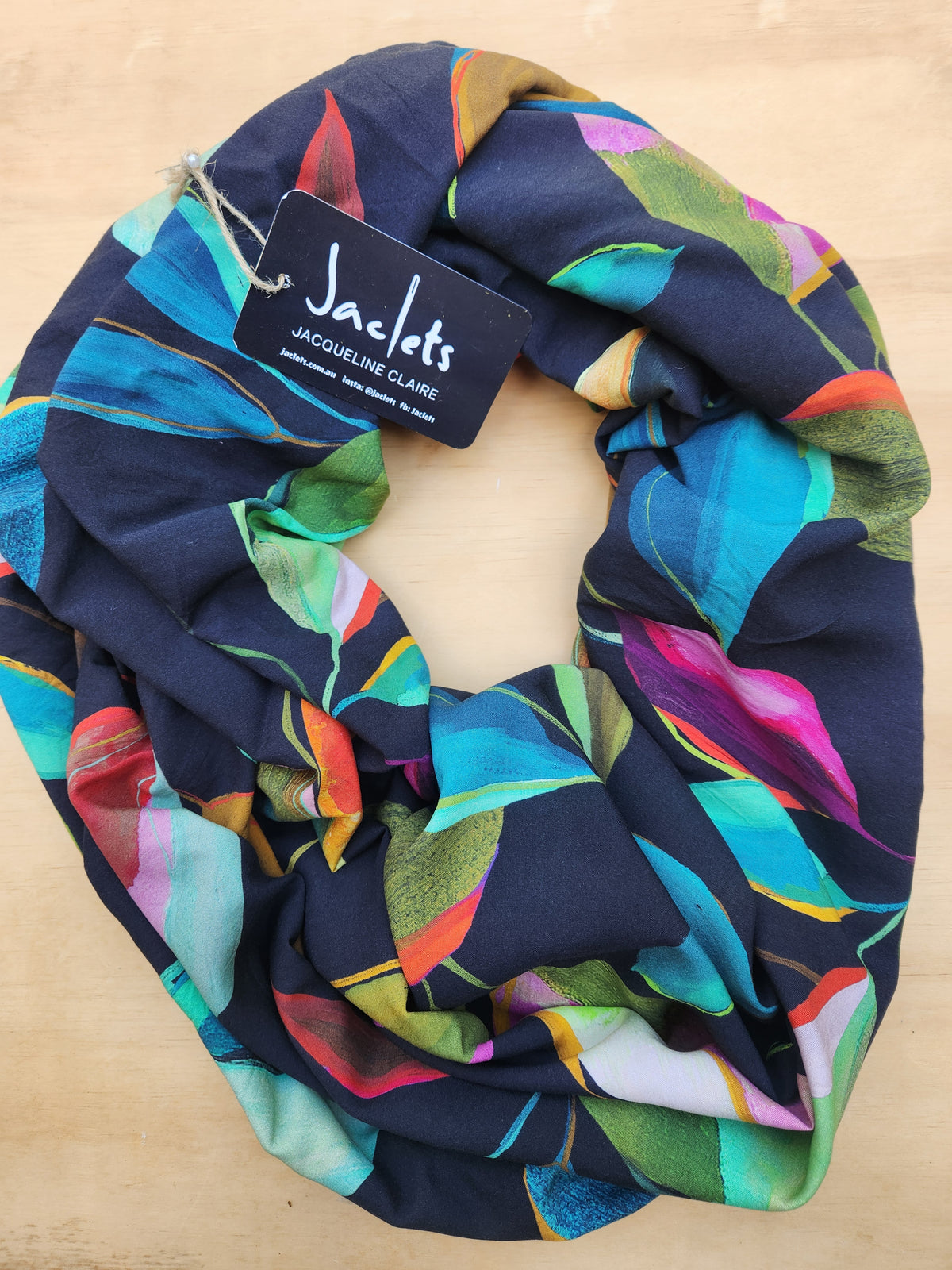 "Ezra" Infinity Wrap