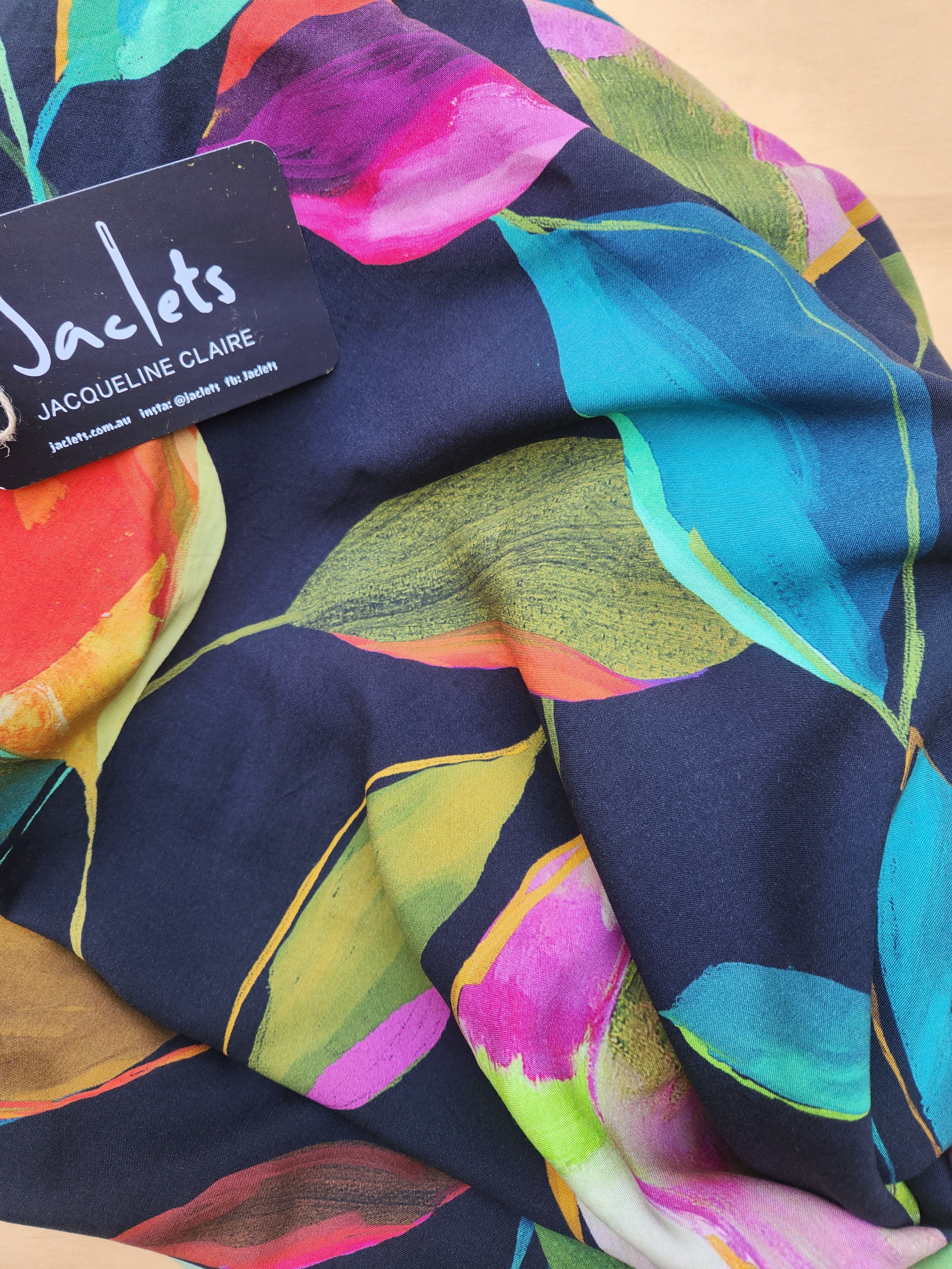 "Ezra" Infinity Wrap