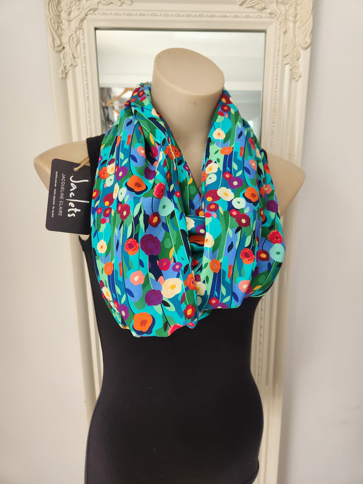"Tuscan Fields" Infinity Wrap - No Tassels