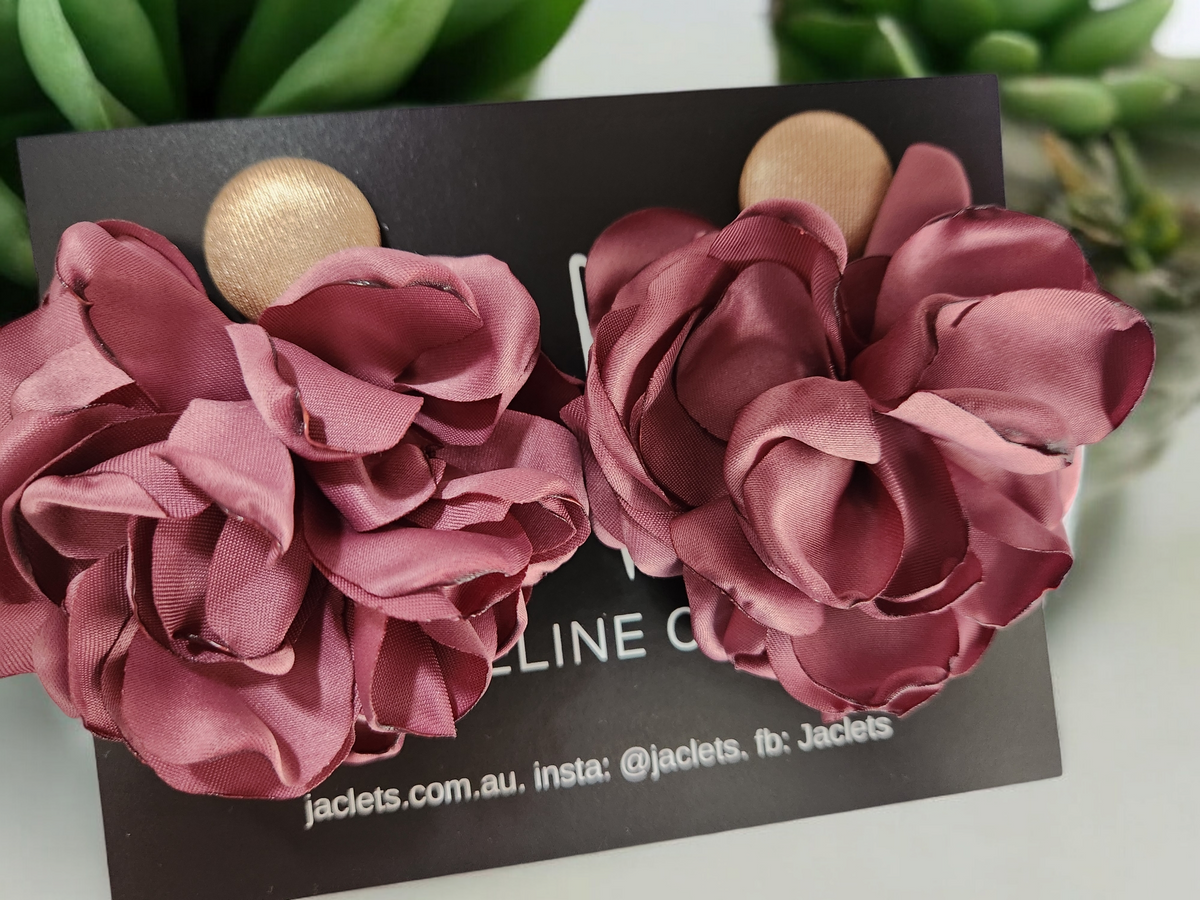 "French Petals" Earrings - Dusty Grape