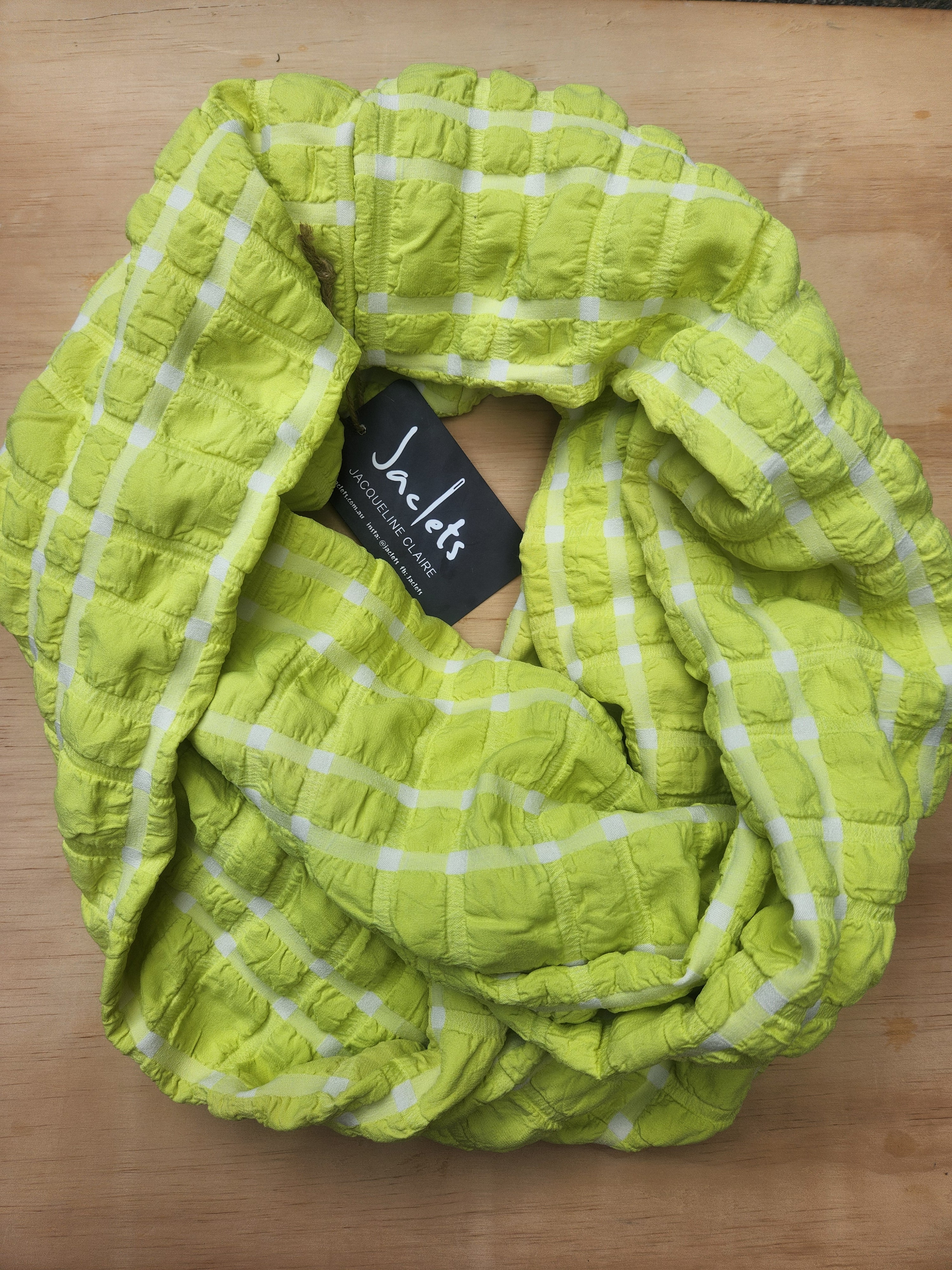 "Dalston" Infinity Wrap - Catseyes