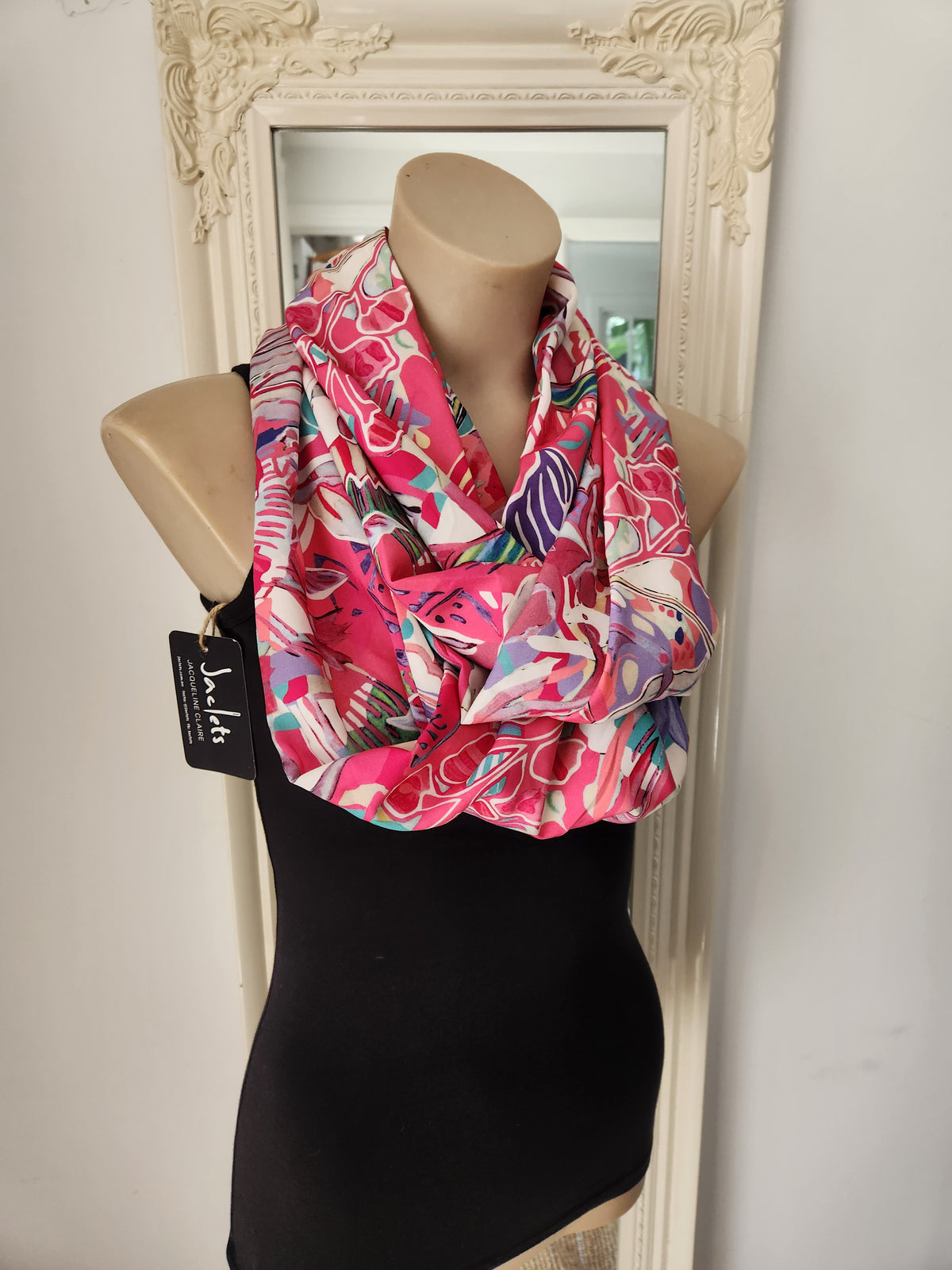 "Portugal" Infinity Wrap