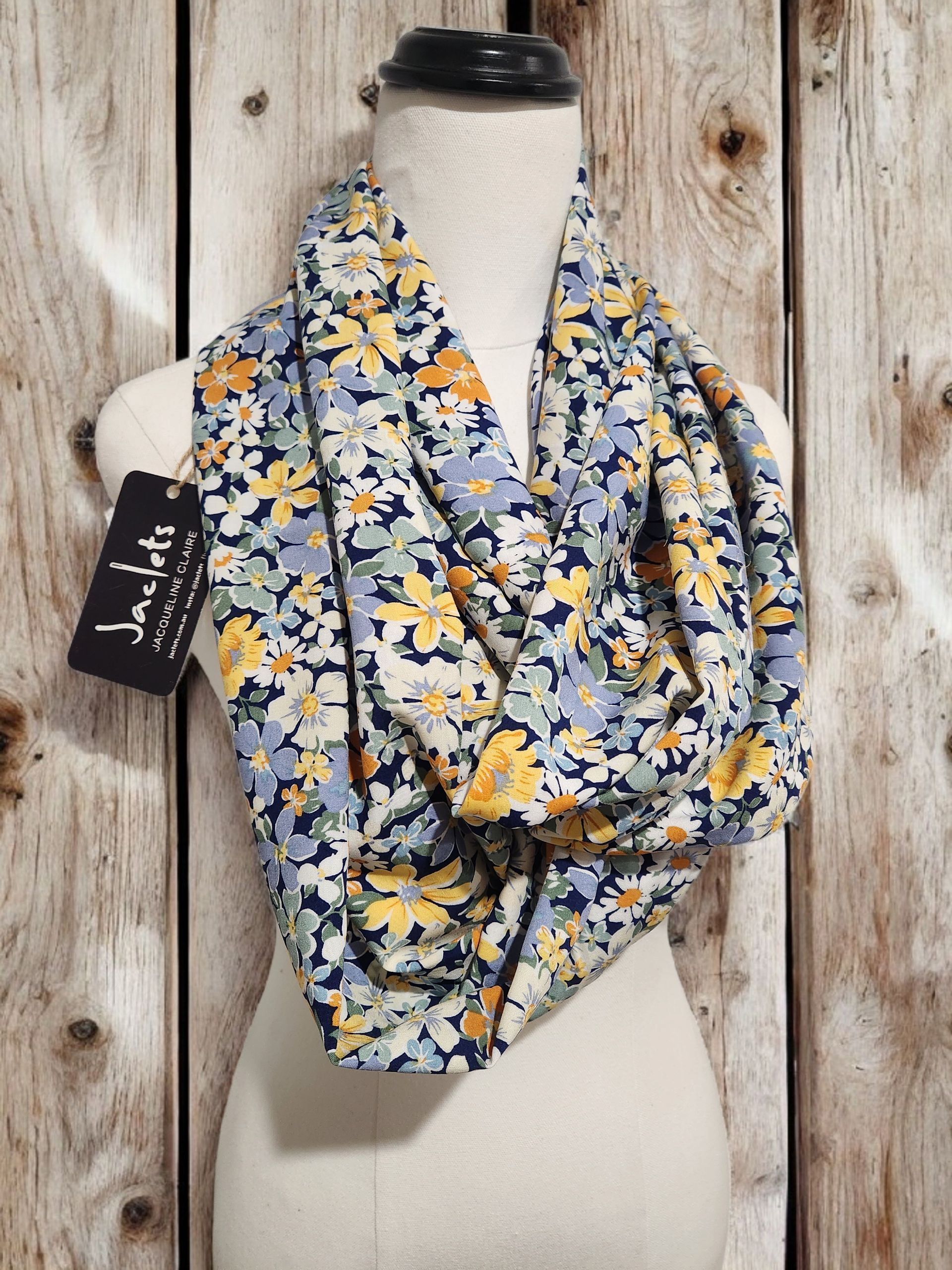"Sutton" Infinity Wrap