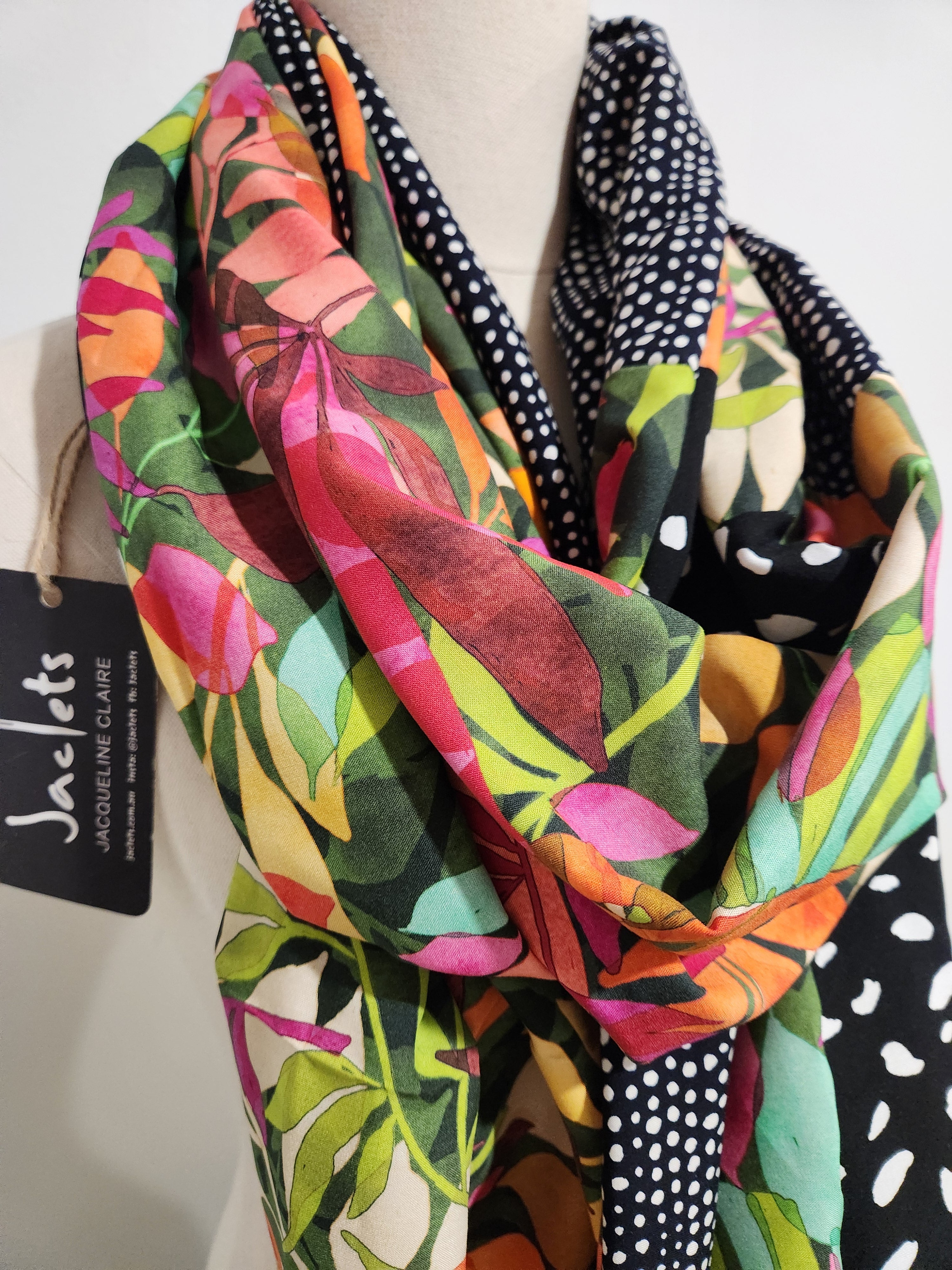 "Parisa" Handmade Rectangle Scarf