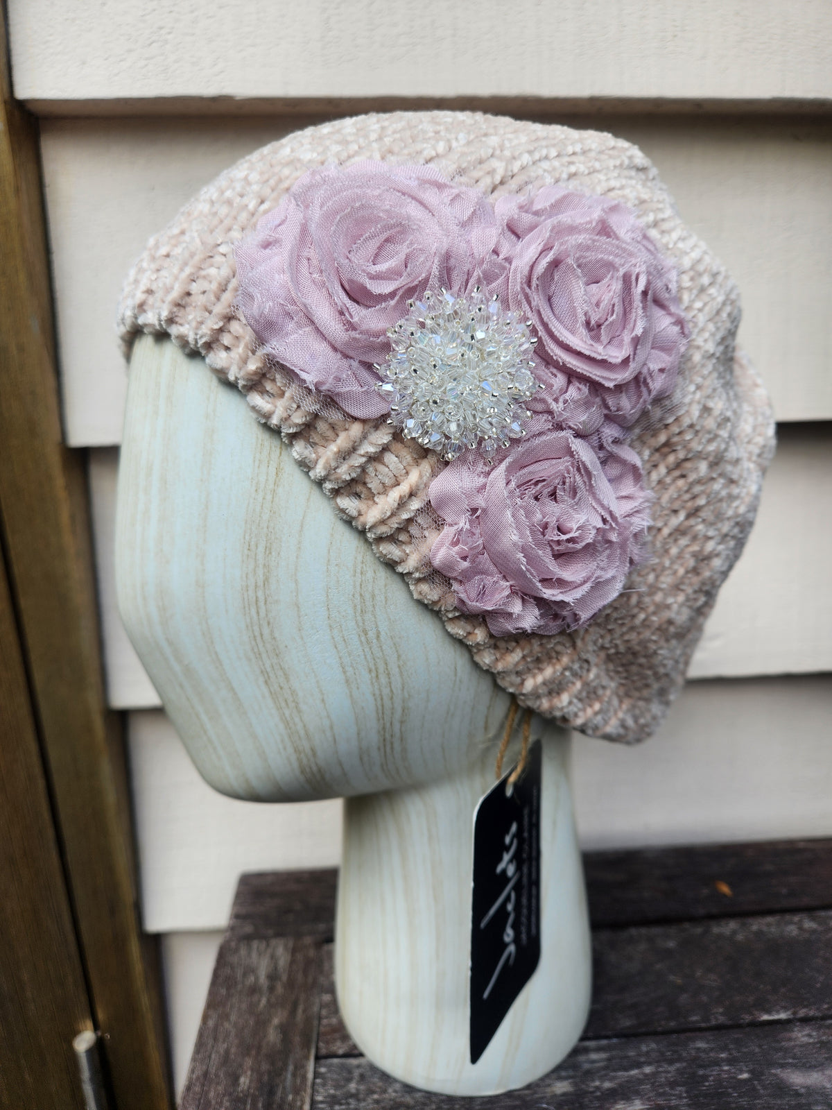"Winter Blossom" Beanie - Oatmeal