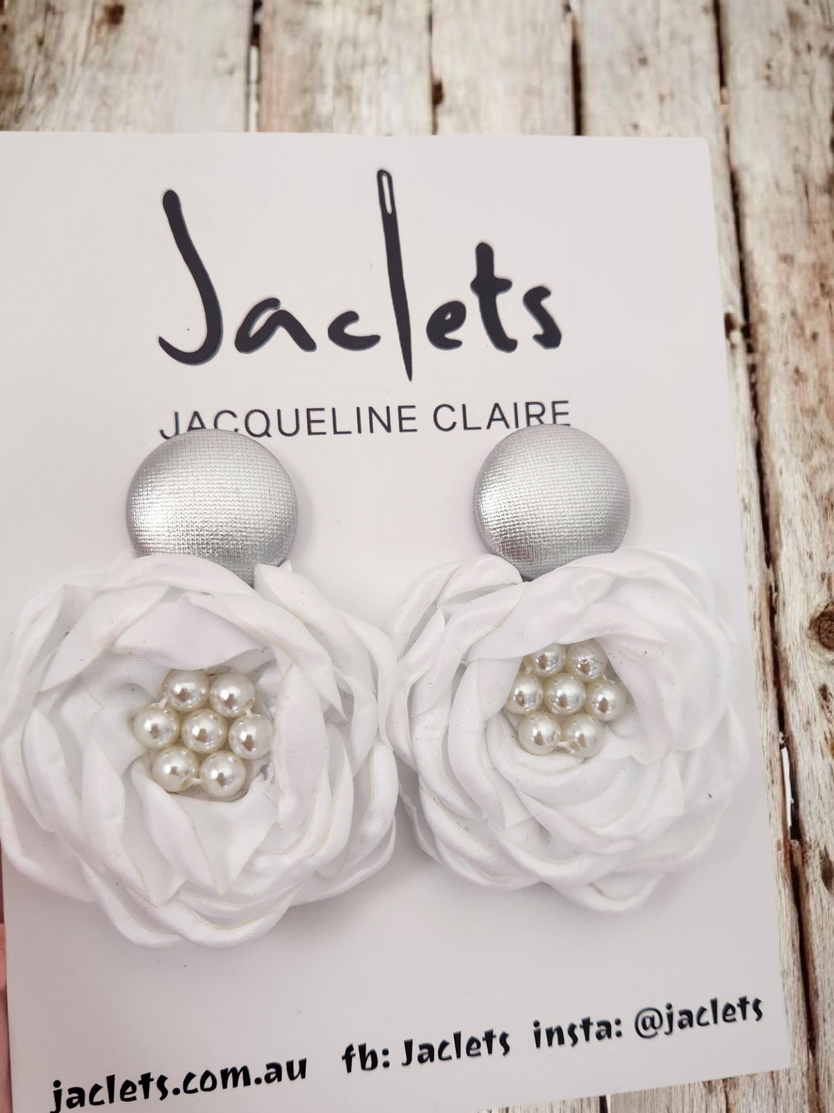 "Romance" Earrings - Silver/White