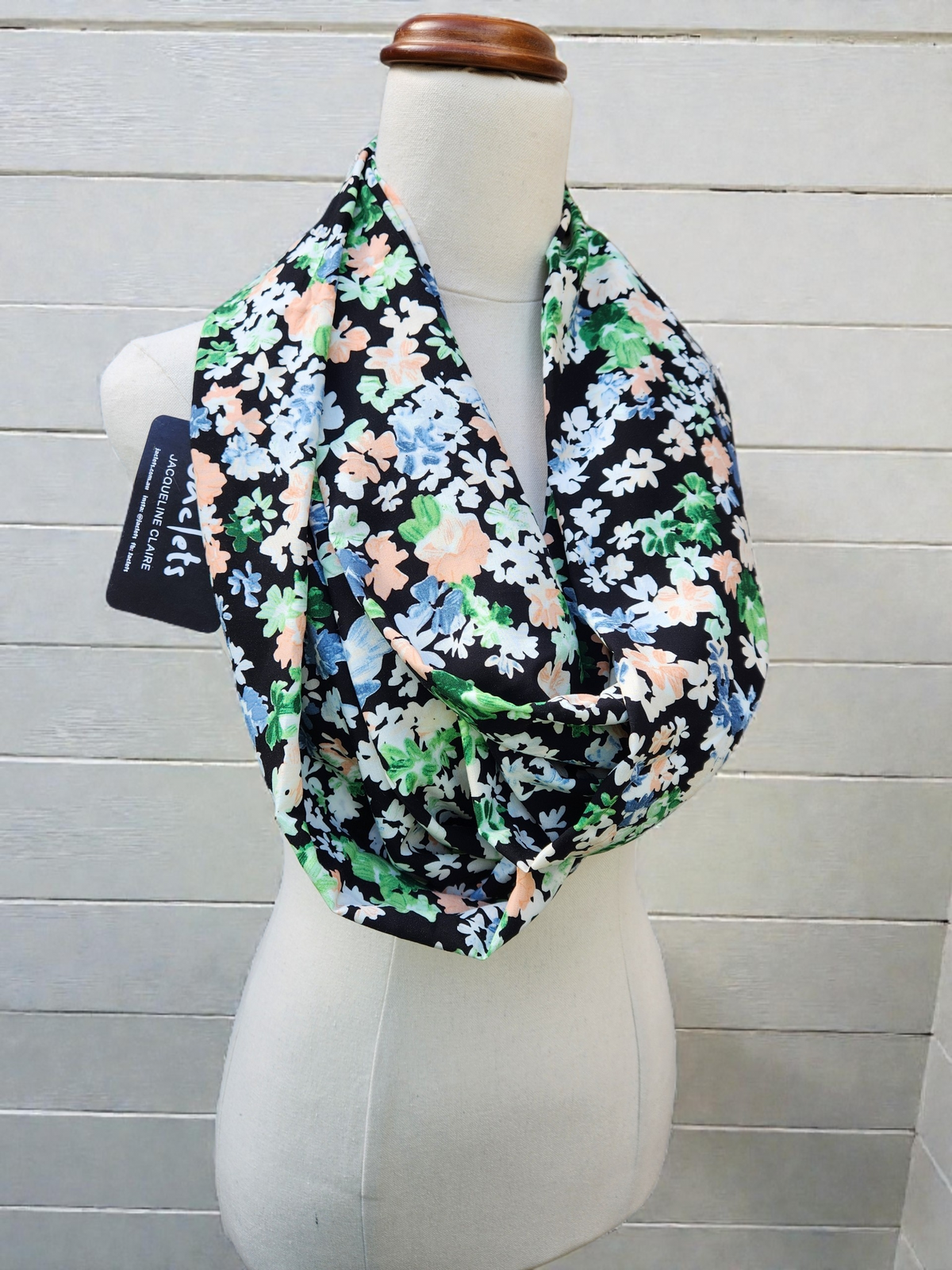 "Kelsy" Infinity Wrap