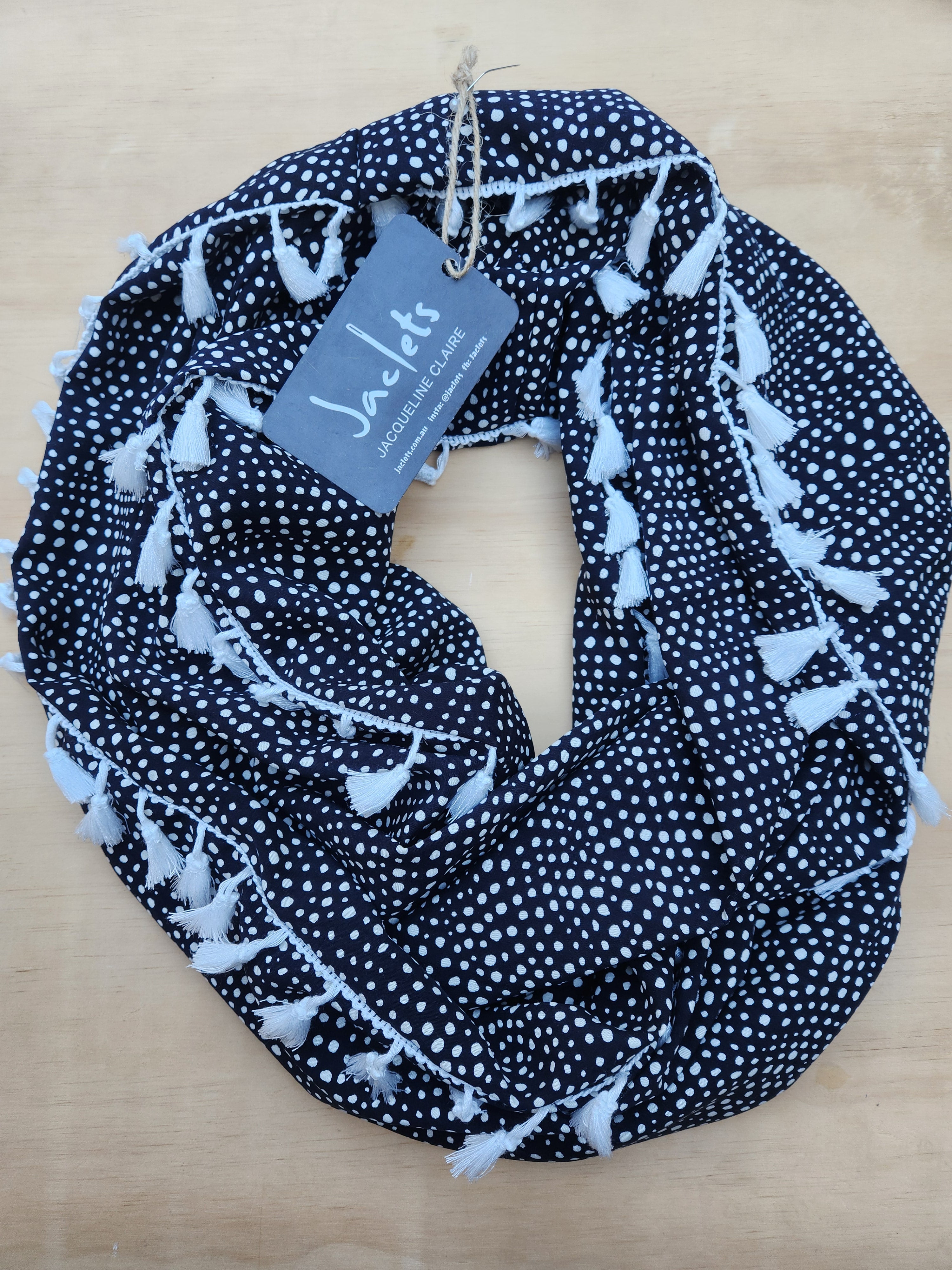 "London" Infinity Wrap