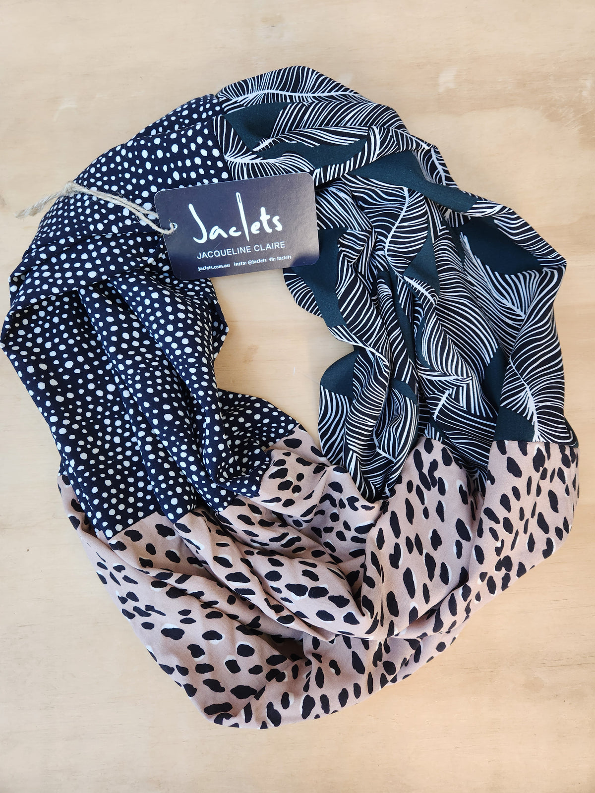 "Bettina" Infinity Wrap - No tassels
