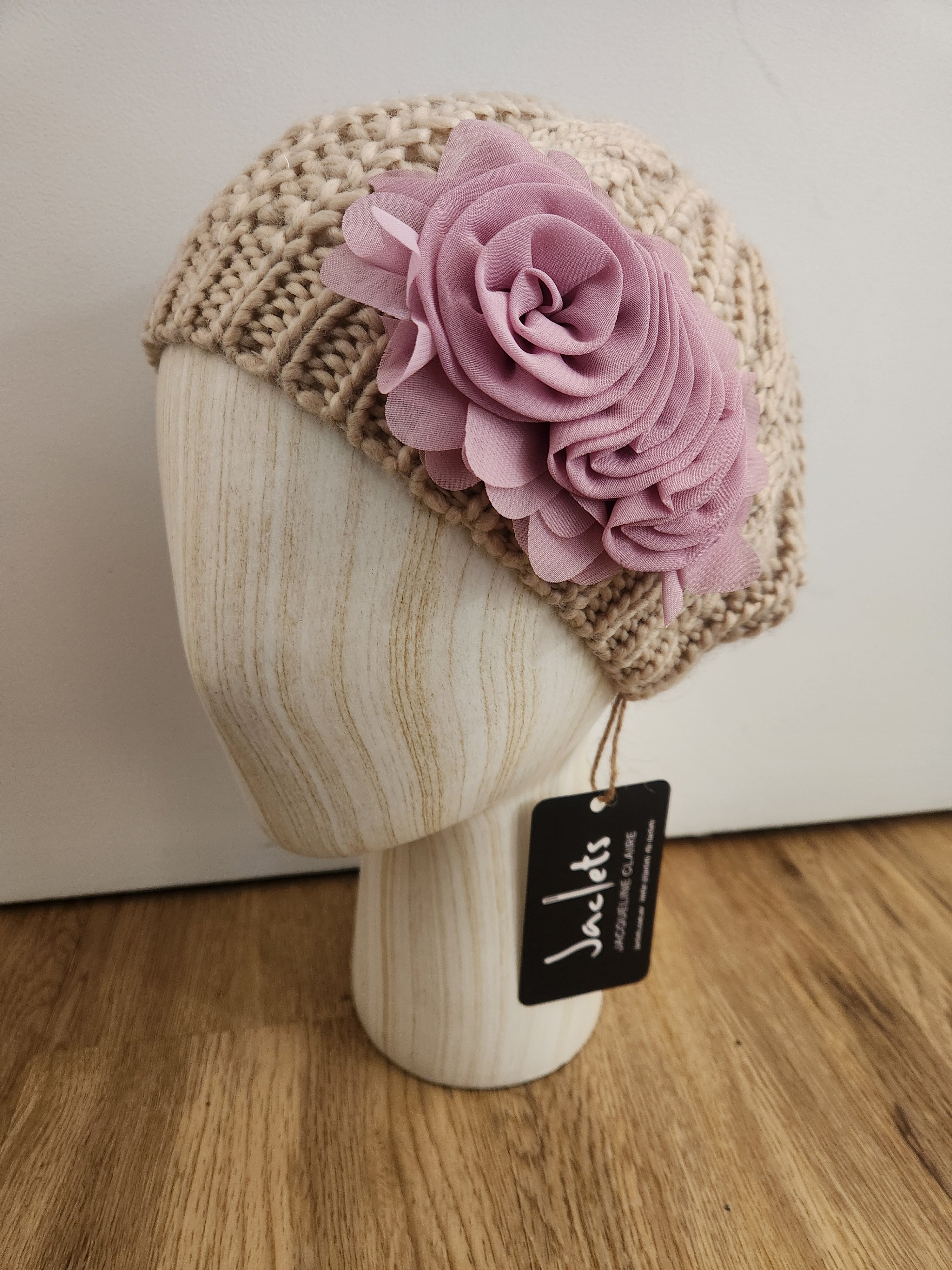 Oatmeal "Marcelline" Beanie