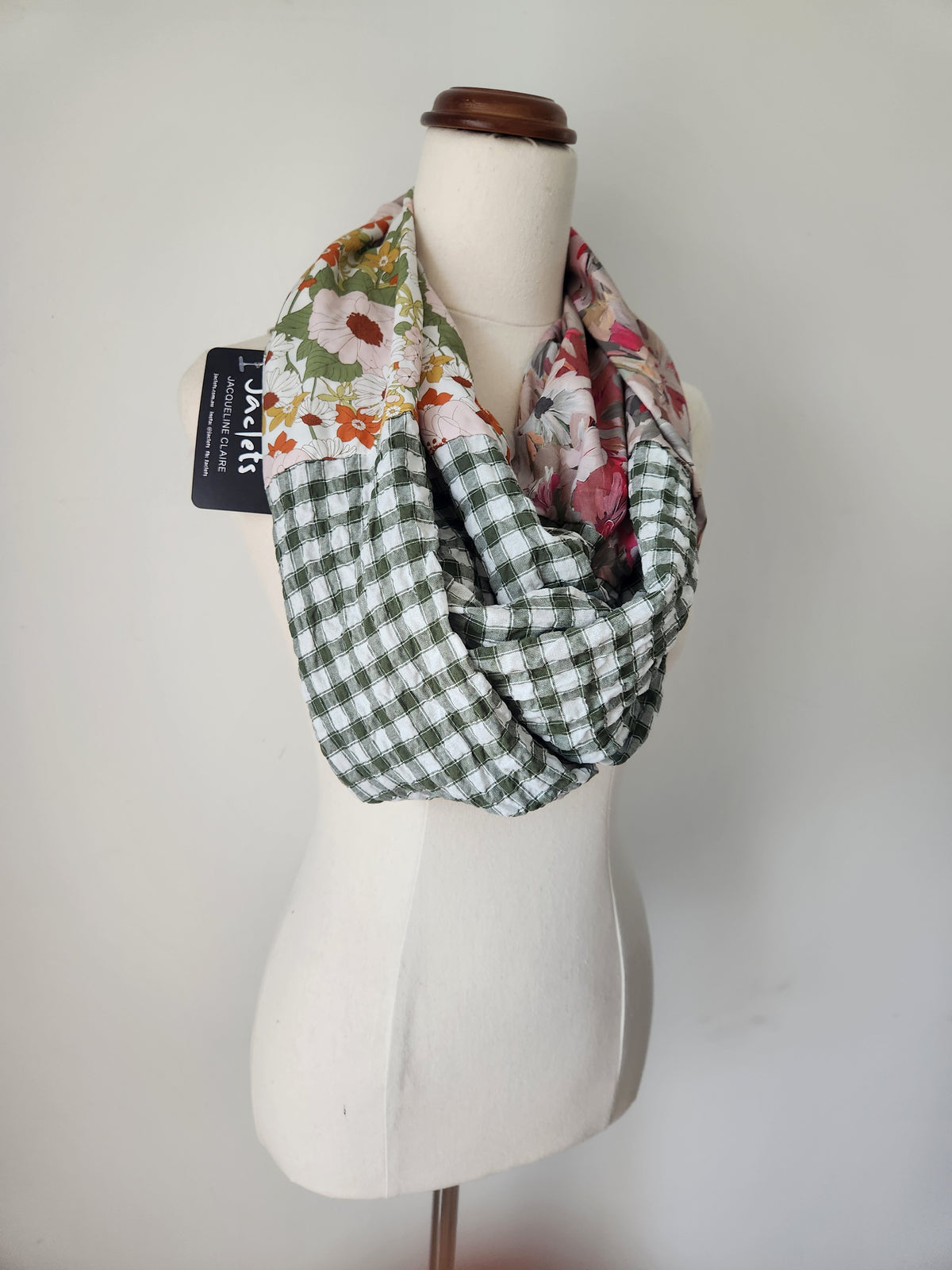 "Clara" Infinity Wrap