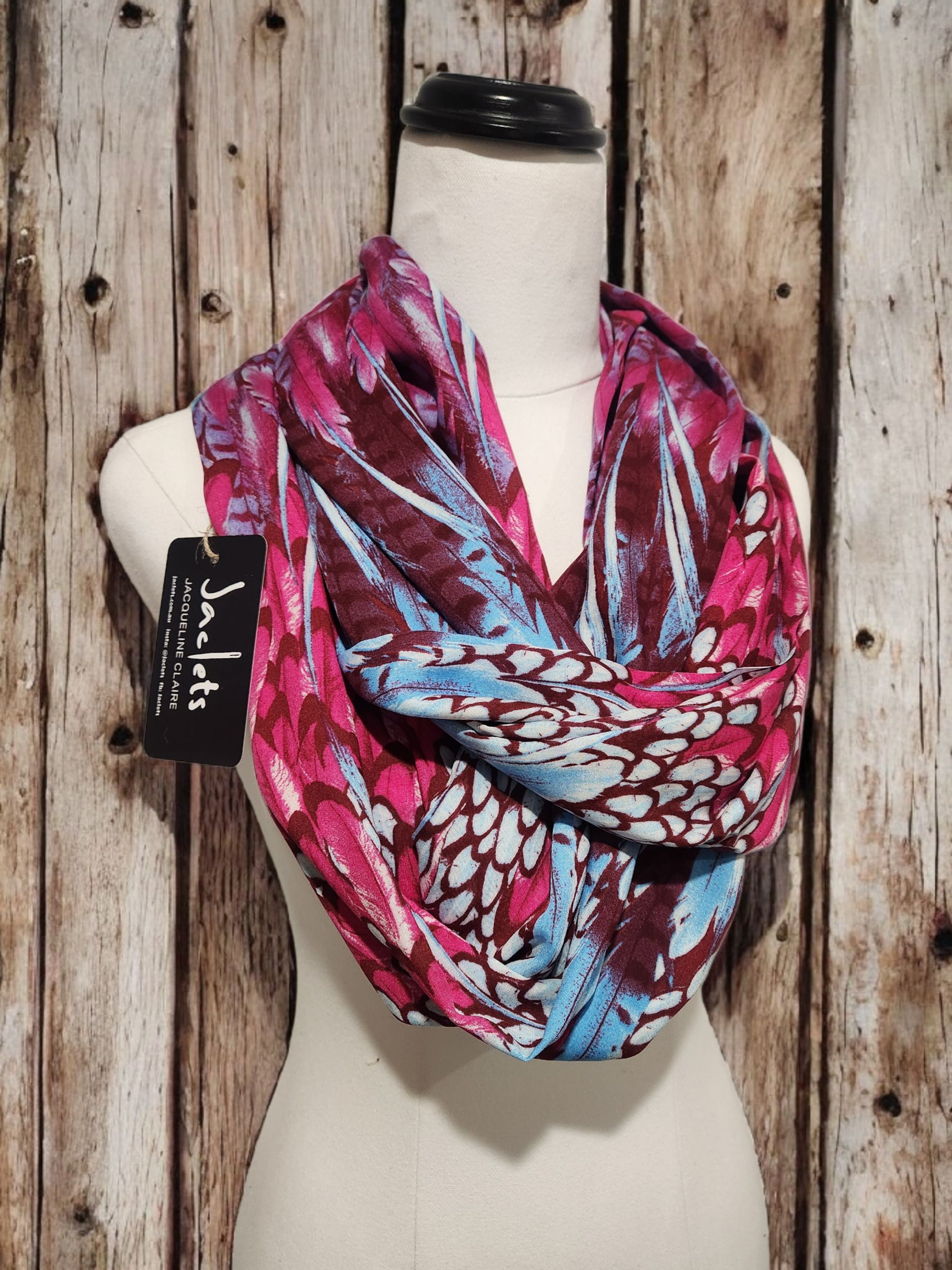 "Eyrah" Infinity Wrap