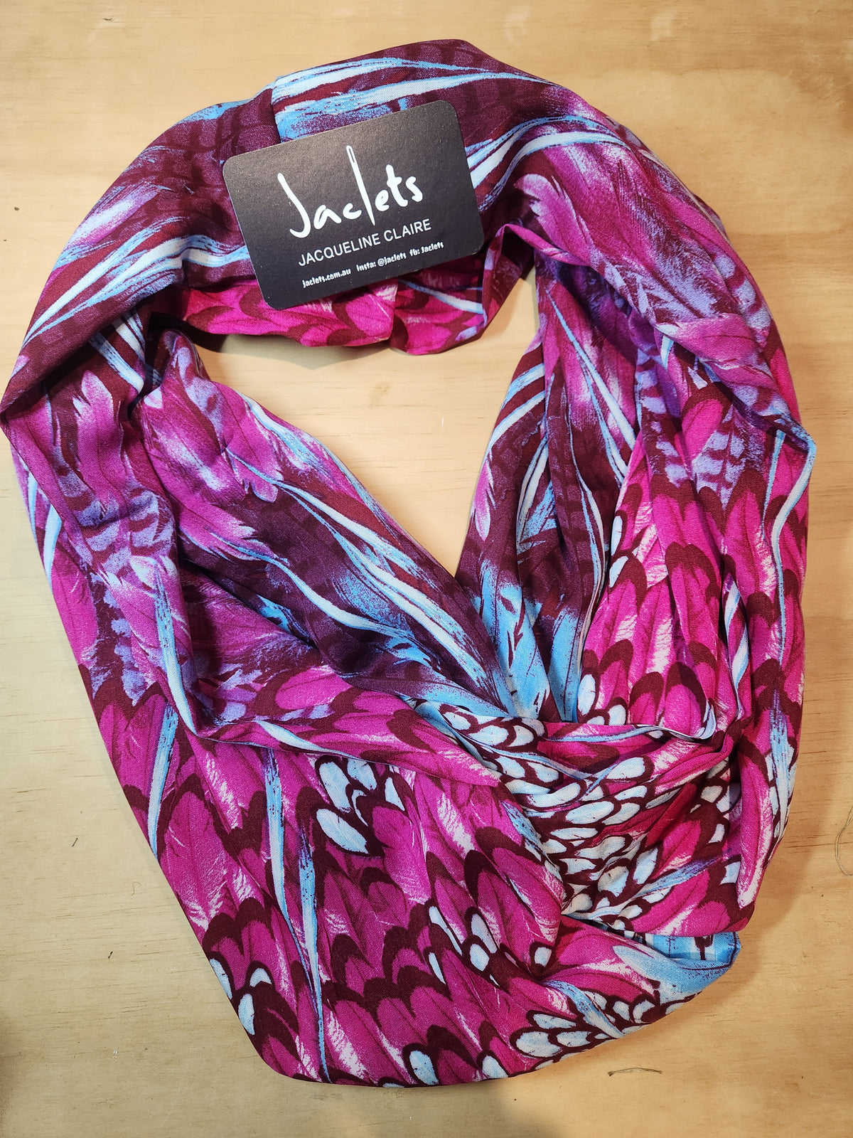 "Eyrah" Infinity Wrap