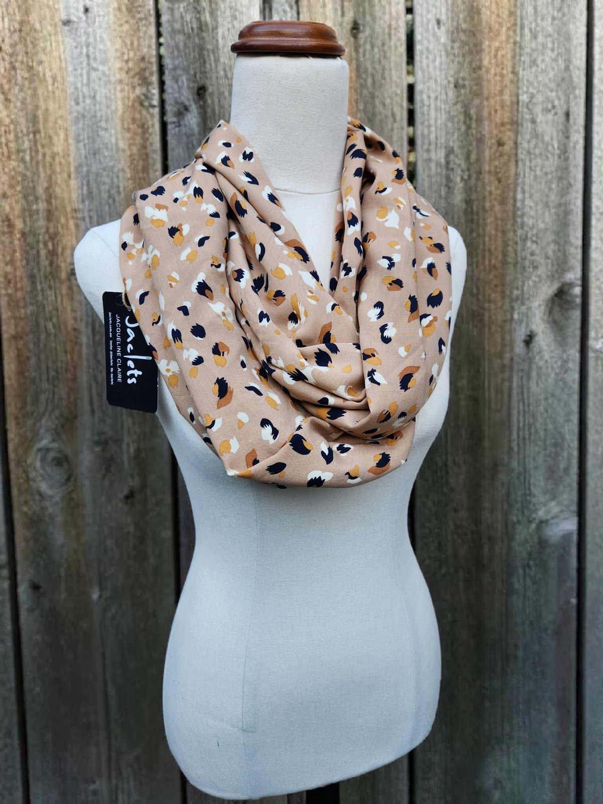 "Asriah" Infinity Wrap