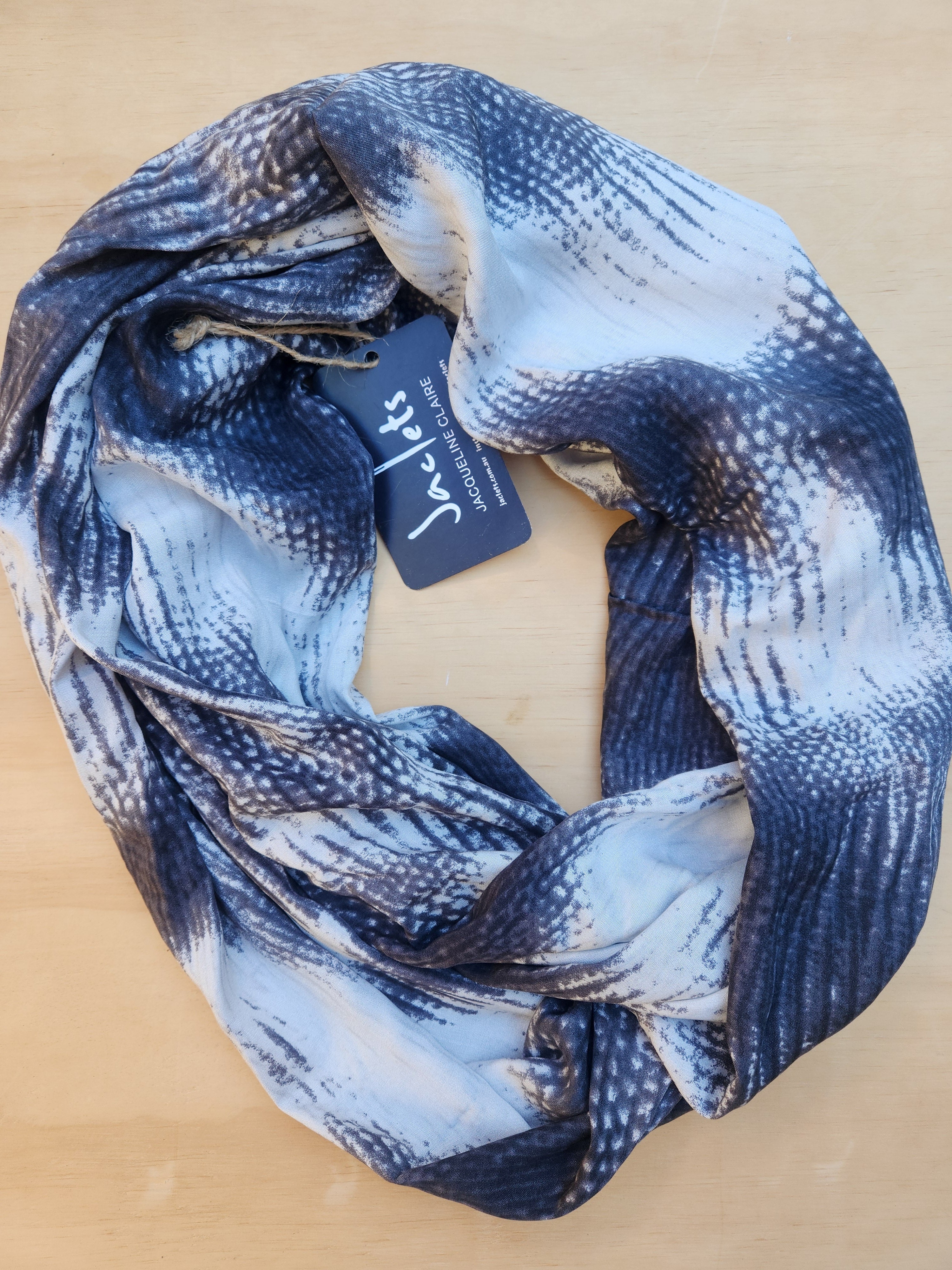 "Central Park" Infinity Wrap