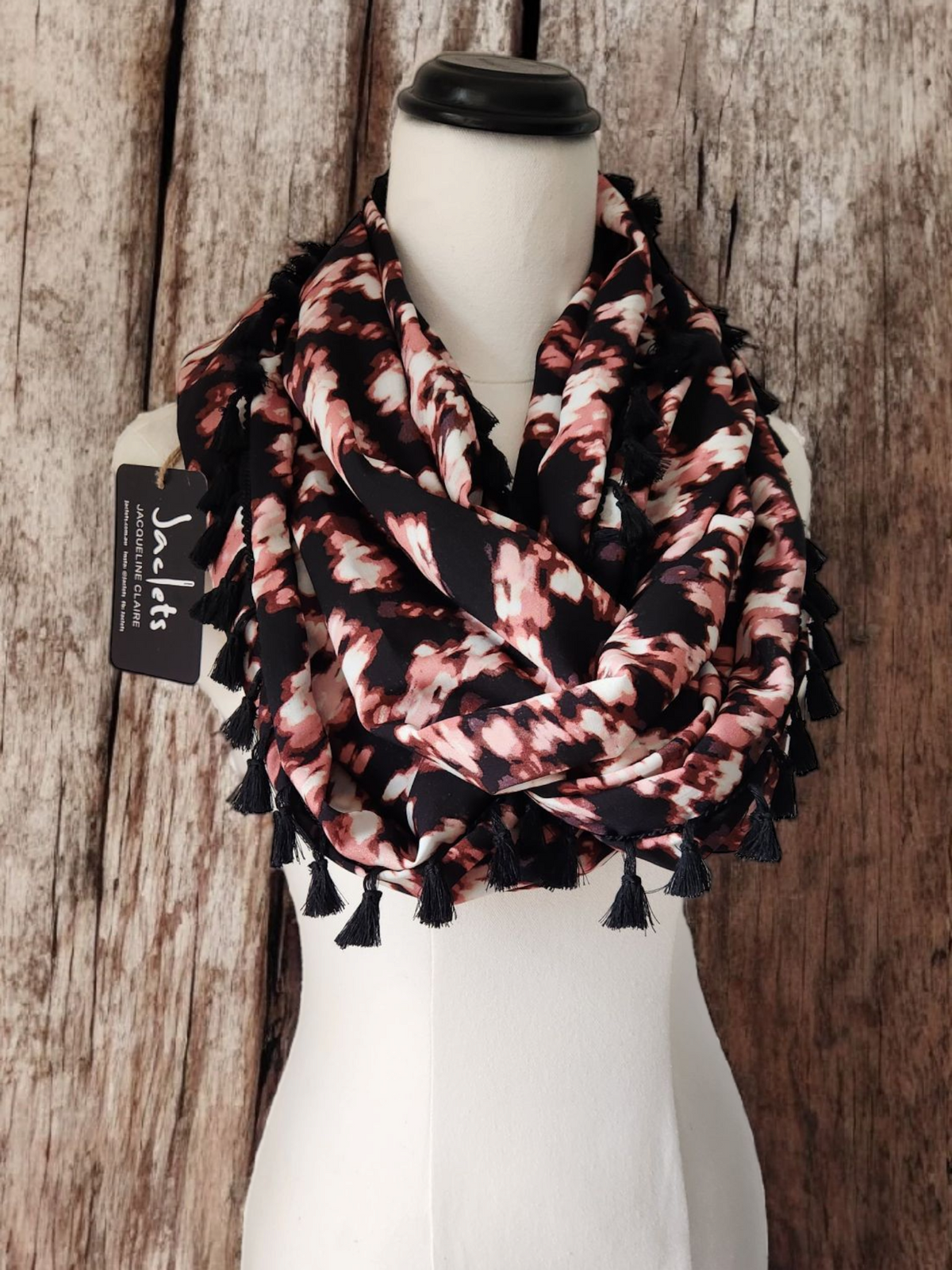 "Emiele" Infinity Wrap