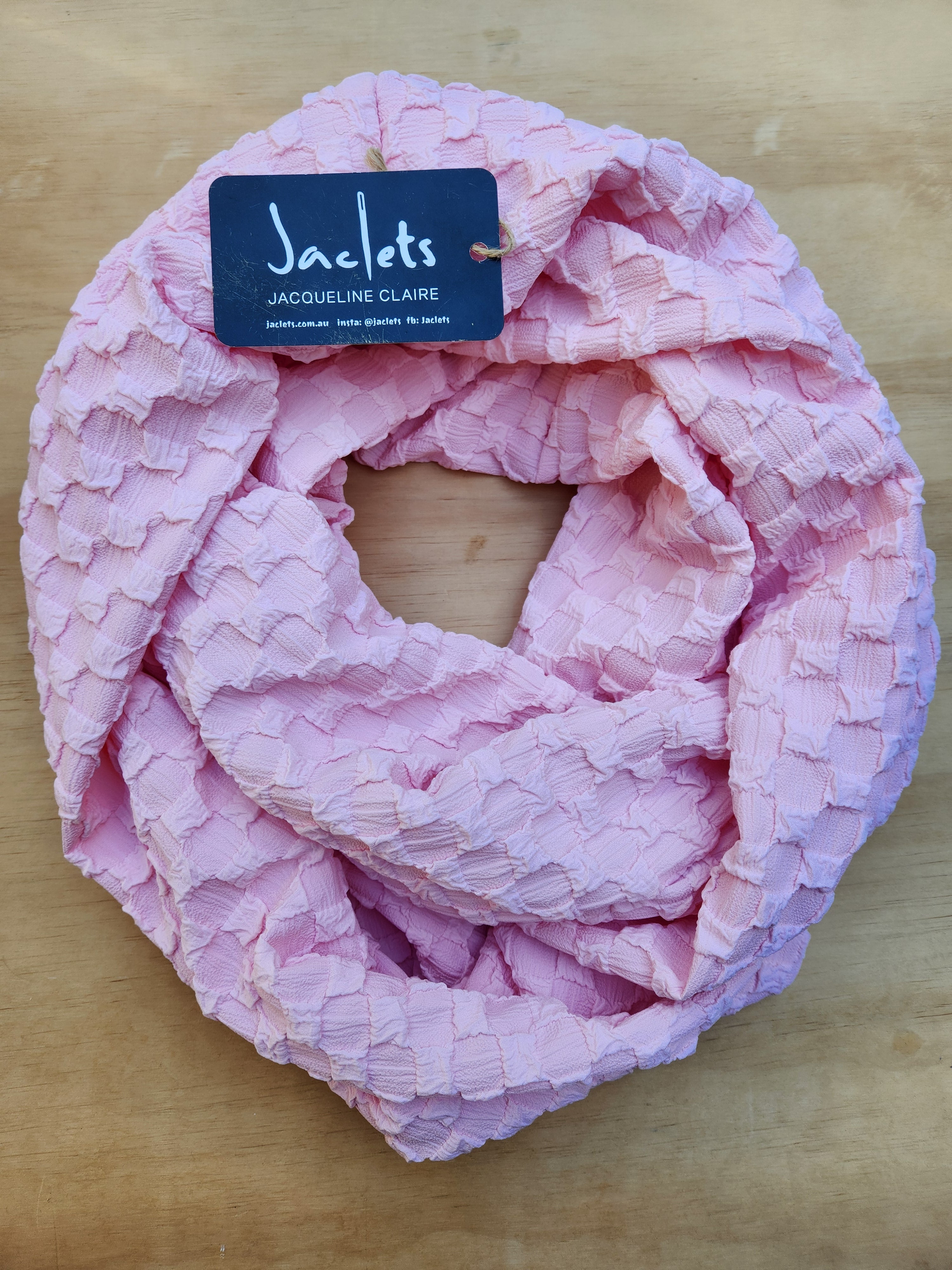 "Dolly" Infinity Wrap