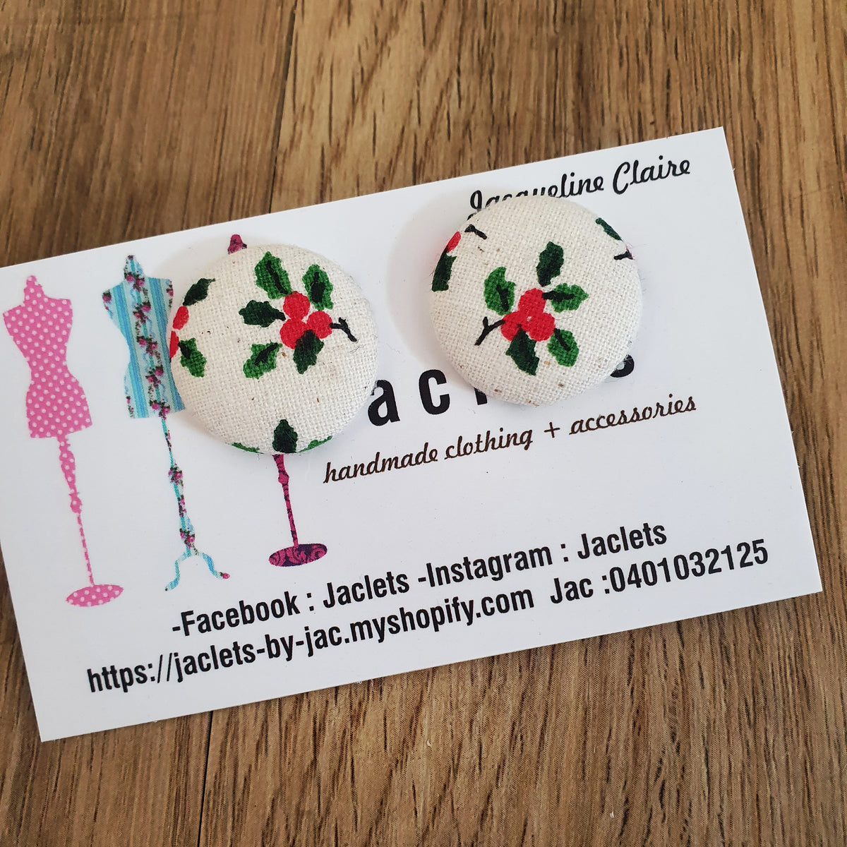 "Mrs Claus" fabric studs - Neutral