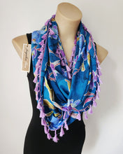 LIMITED EDITION: "Orleana" Infinity Wrap - Lilac tassels